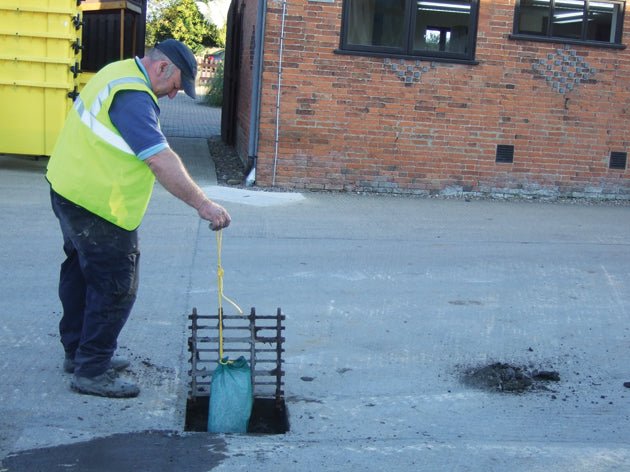 Bio - Active Drain Gully Sock - Fosse Liquitrol