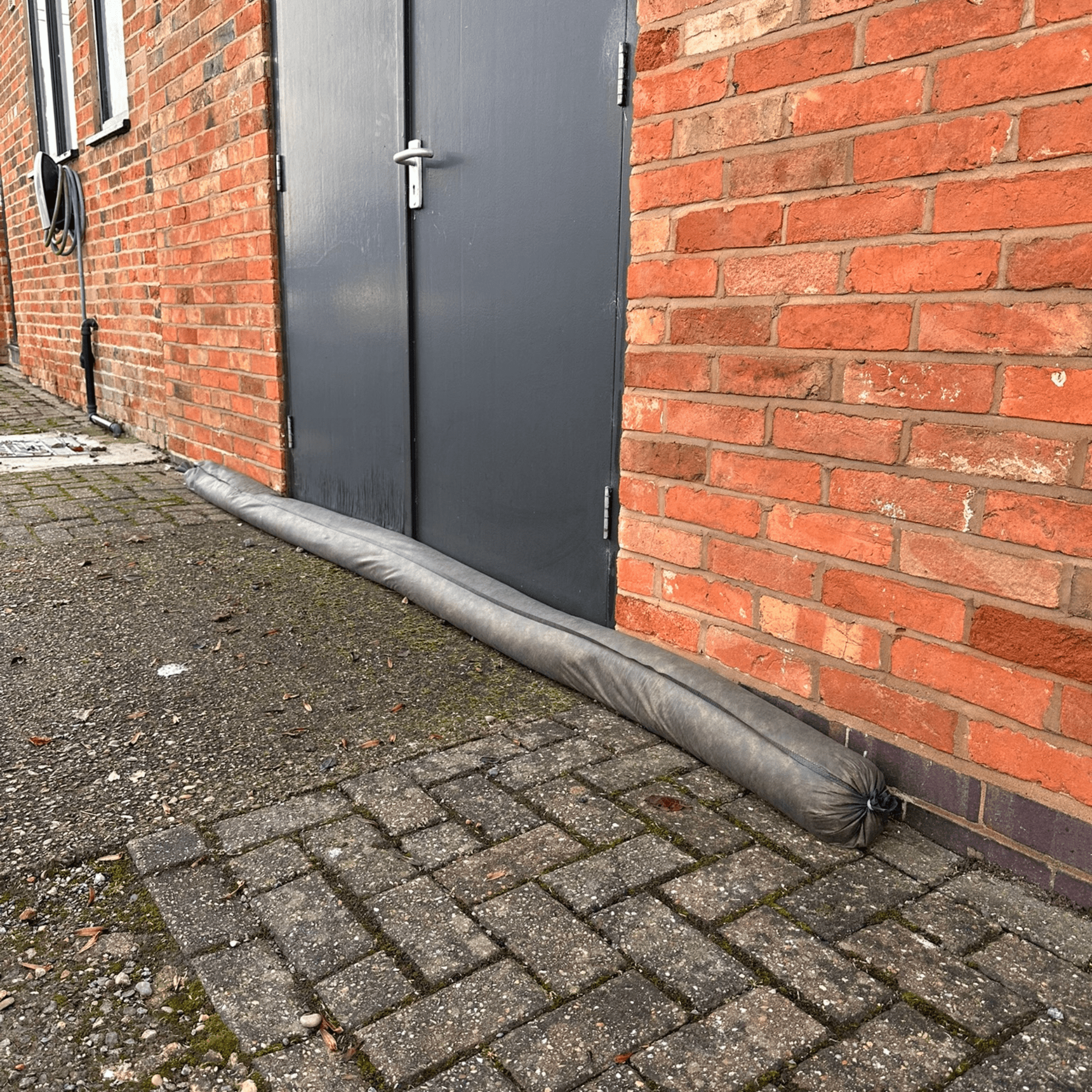 Flood Water Building Barrier 12cm x 3m - Fosse Liquitrol