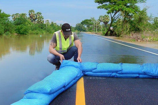 Ultra - Aqua Bags - Flood Barriers (Pack of 3) - Fosse Liquitrol